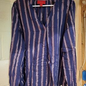 Jennifer Lopez blouse. Size XL. Navy and Champagne